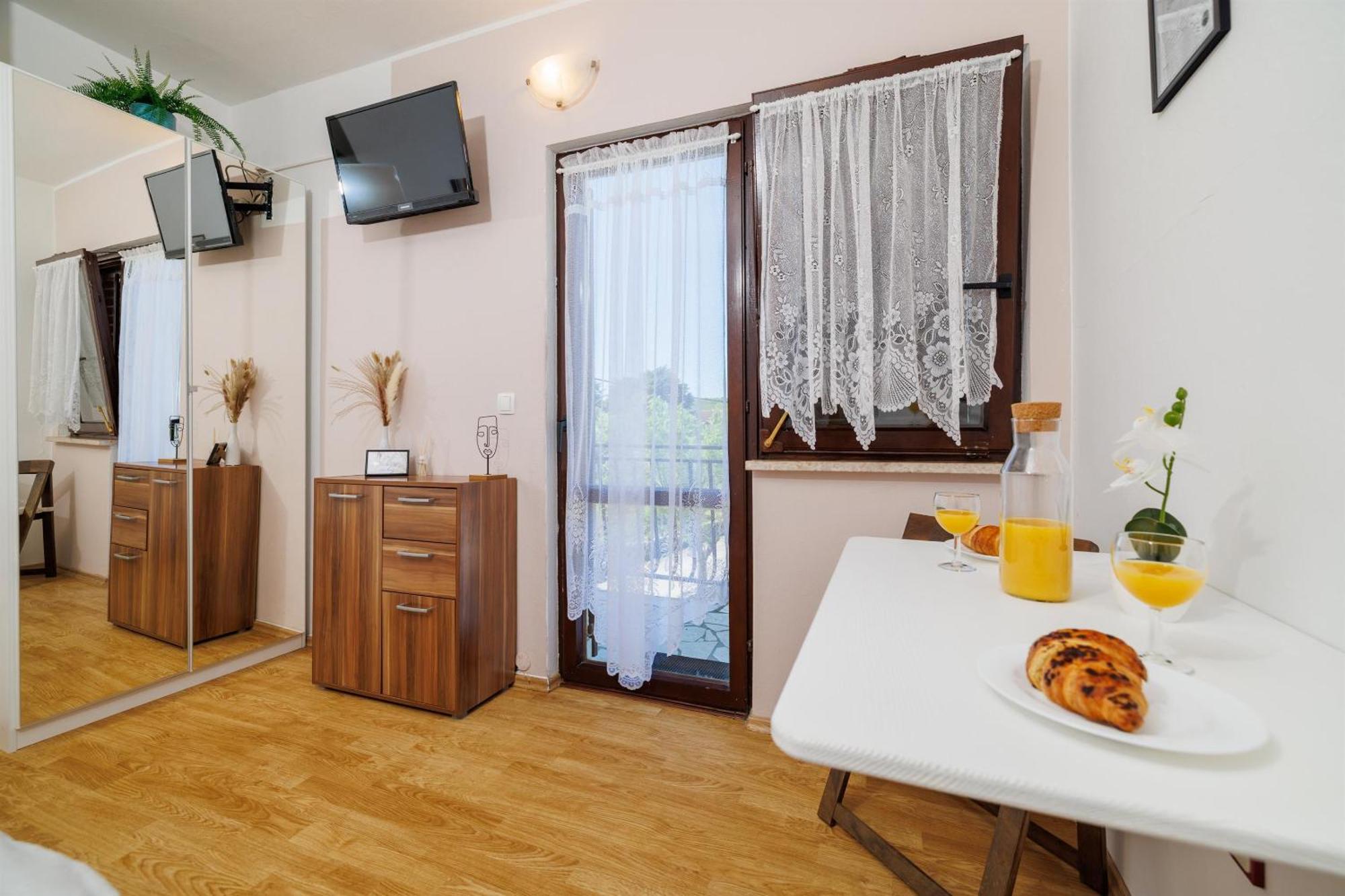 Apartment Petar Poljice Esterno foto